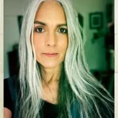 Picture of LIZ EVANS