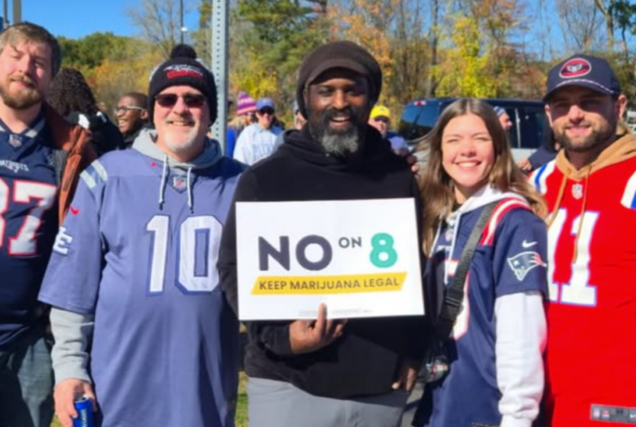 NFL Legends Show Up To Support ‘No On 8’ Campaign